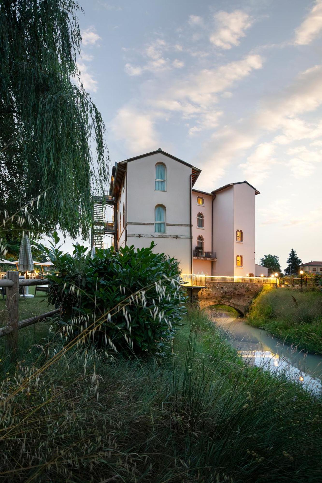 Lhp Hotel Certaldo Bagian luar foto
