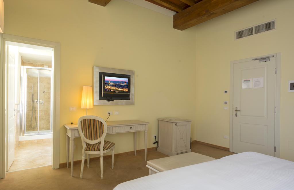 Lhp Hotel Certaldo Bagian luar foto