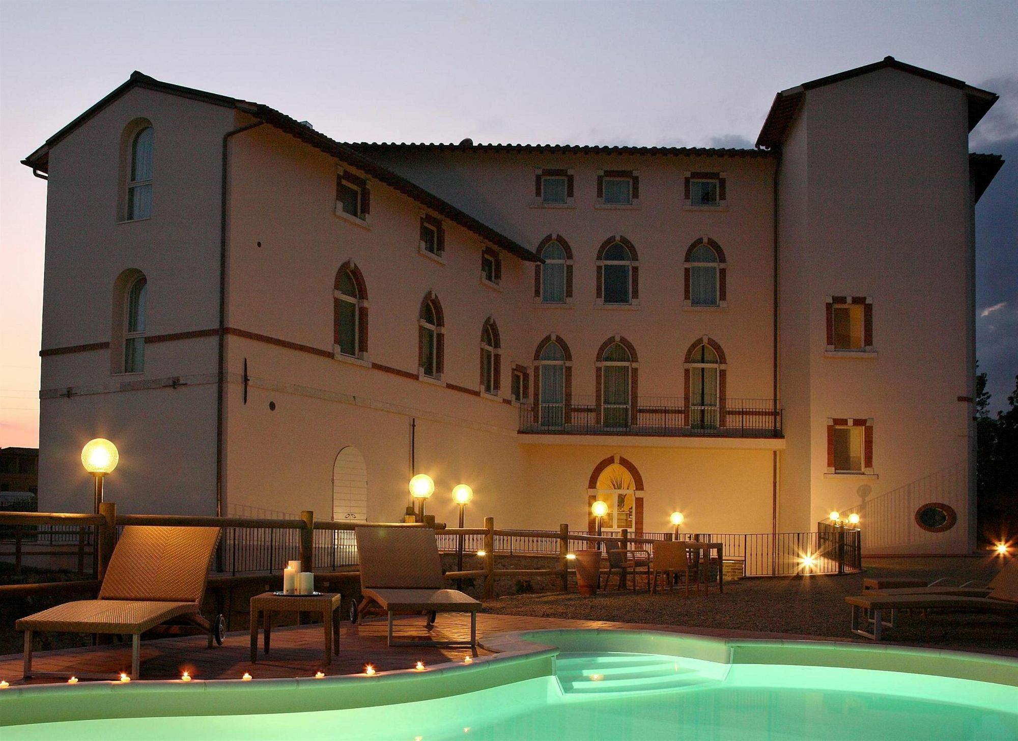 Lhp Hotel Certaldo Bagian luar foto